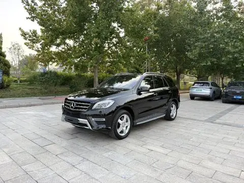 Mercedes-Benz M-Class 2015