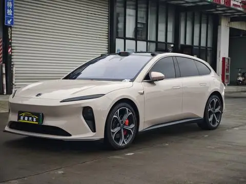 NIO ET5T 2023