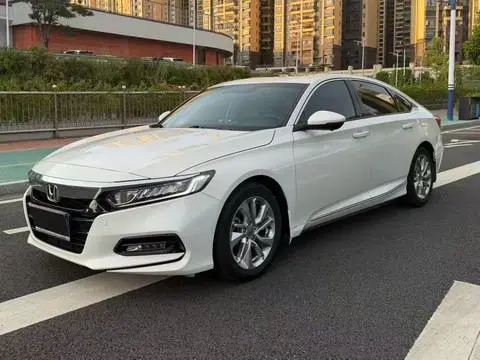 Honda Accord 2018 — фото 1