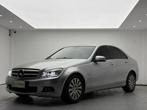 Mercedes-Benz C-Class 2010