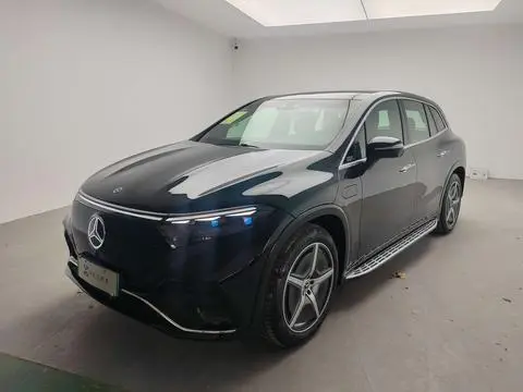 Mercedes-Benz EQS SUV 2025
