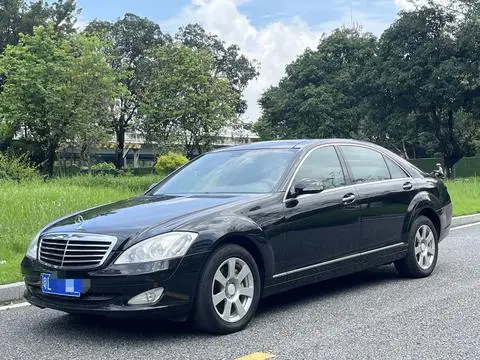 Mercedes-Benz S-Class 2006