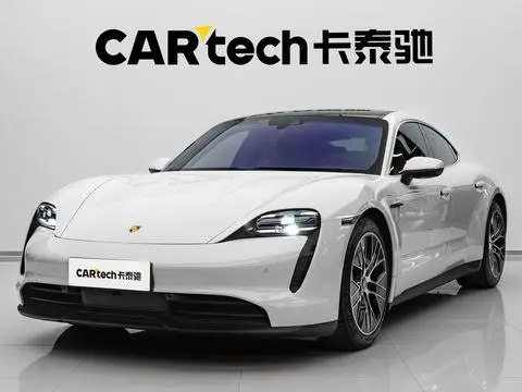 Porsche Taycan 2019