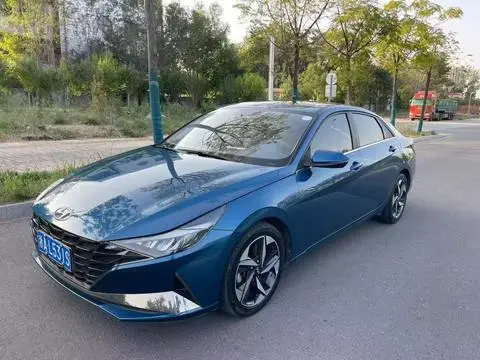 Hyundai Elantra 2021 — фото 1