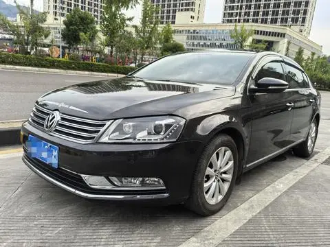 Volkswagen Magotan 2013
