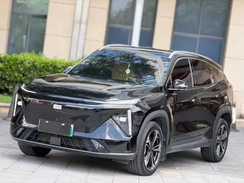 Geely L7 2024