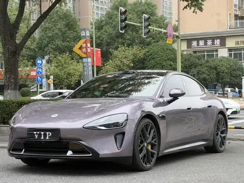 Xiaomi 小米SU7 2024