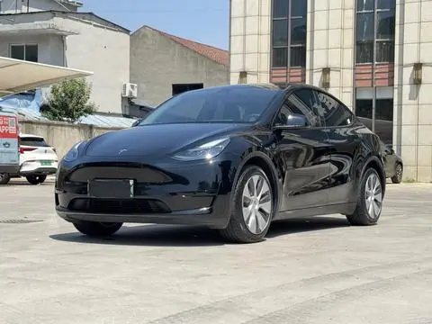 Tesla Model Y 2022 — фото 1