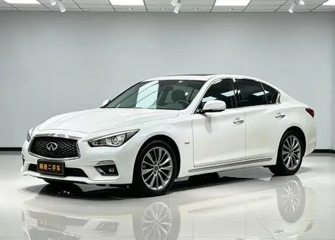 Infiniti Q50L 2018