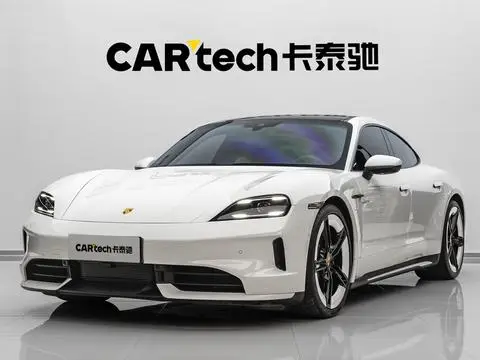 Porsche Taycan 2025