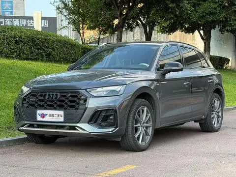 Audi Q5L 2023 — фото 1