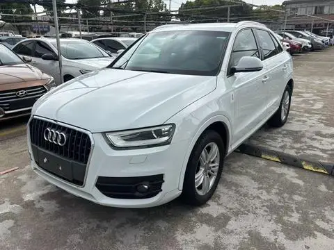 Audi Q3 2015 — фото 1