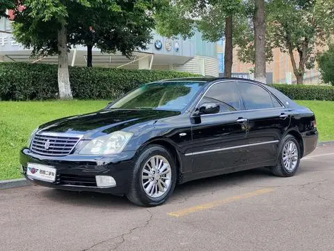 Toyota Crown 2008