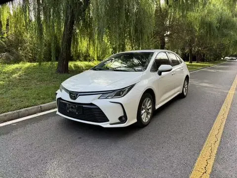 Toyota Corolla 2021 — фото 1