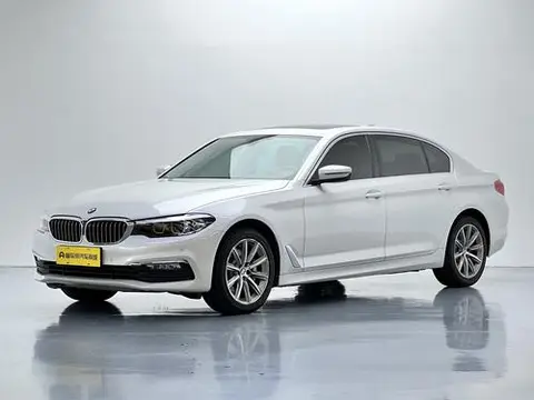 BMW 5 Series 2018 — фото 1