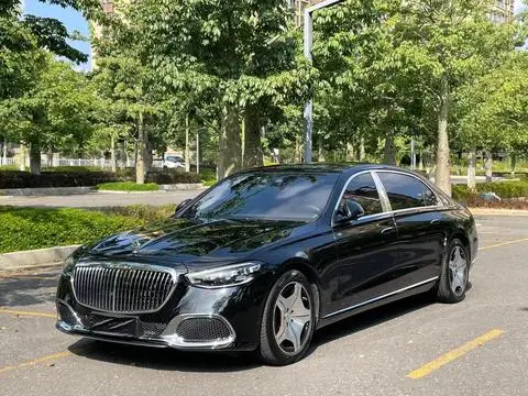 Mercedes-Benz 迈巴赫S-Class 2023