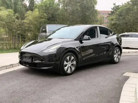 Tesla Model Y 2022 — фото 1