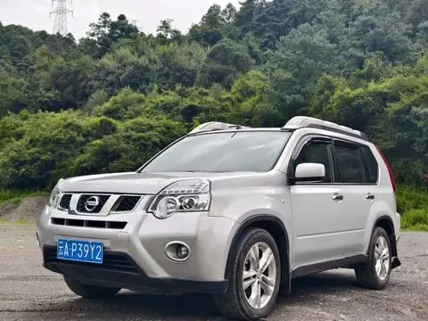 Nissan 奇骏 2012