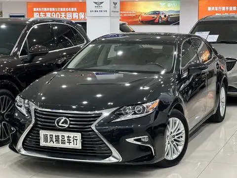 Lexus ES 2015