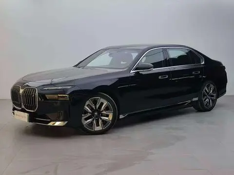 BMW i7 2023