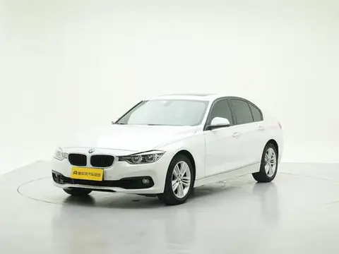 BMW 3 Series 2018 — фото 1