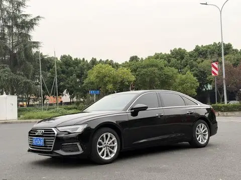 Audi A6L 2020 — фото 1