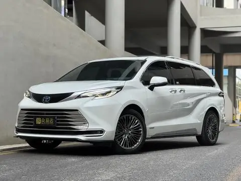 Toyota 赛那 2023