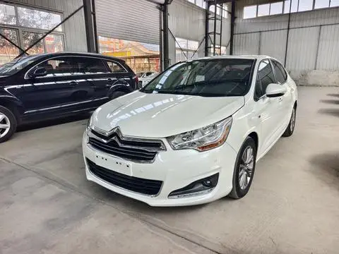 Citroën C4L 2014