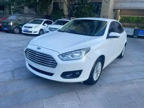 Ford Escort 2015 — фото 1