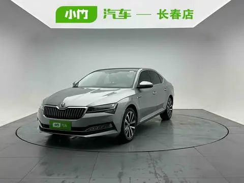 Skoda Superb 2022 — фото 1
