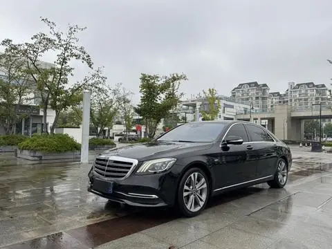 Mercedes-Benz S-Class 2020
