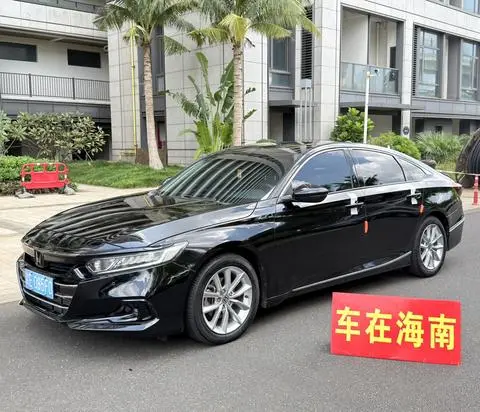 Honda Accord 2022 — фото 1