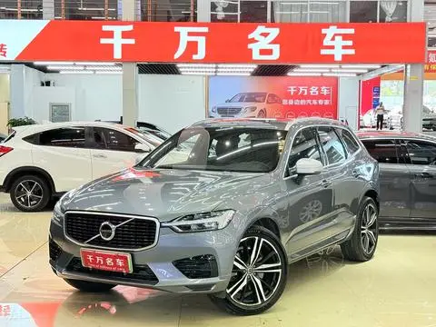 Volvo XC60 PHEV 2019 — фото 1