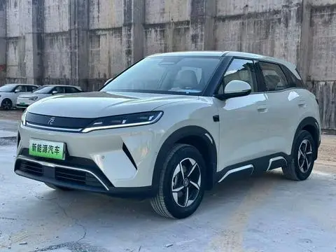 BYD 元UP 2025