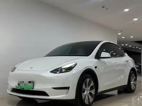 Tesla Model Y 2022 — фото 1