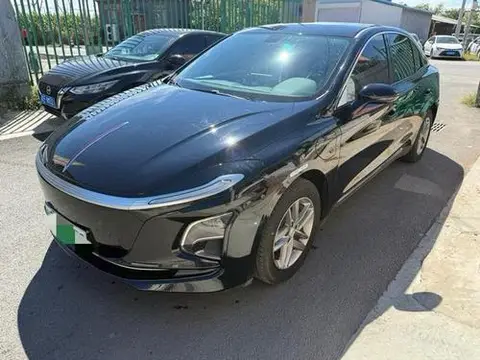 Hongqi E-QM5 2025