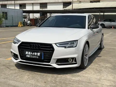 Audi A4L 2018 — фото 1
