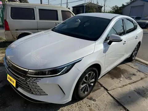 BYD 驱逐舰05 2025