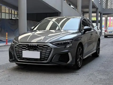 Audi A3 2023 — фото 1