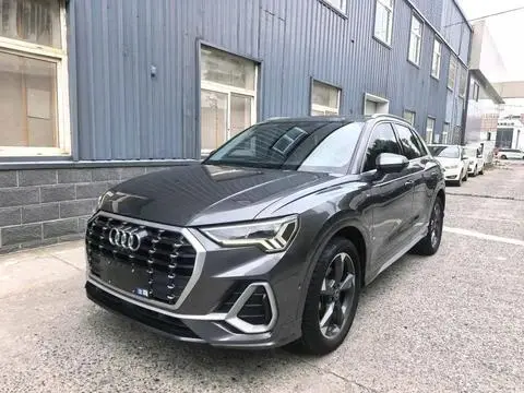 Audi Q3 2023 — фото 1