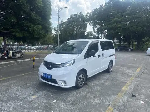 Nissan NV200 2016