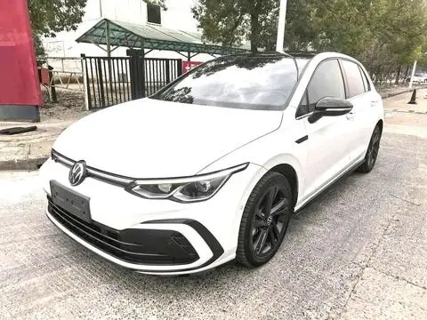 Volkswagen Golf 2021