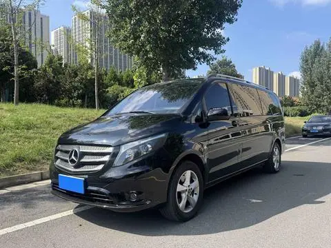 Mercedes-Benz 威霆 2020