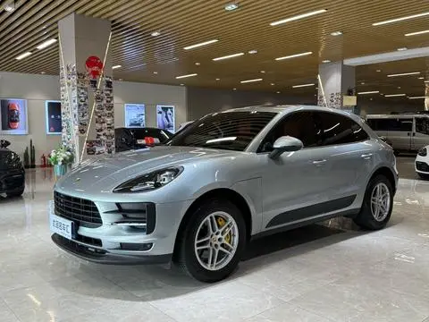 Porsche Macan 2020 — фото 1