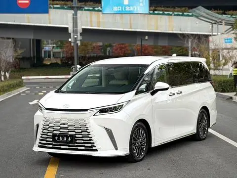 Lexus LM 2023