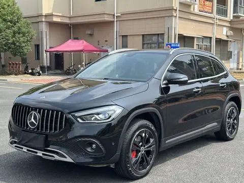 Mercedes-Benz GLA 2020