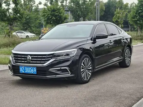 Volkswagen Passat 2021 — фото 1