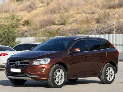 Volvo XC60 2015 — фото 1