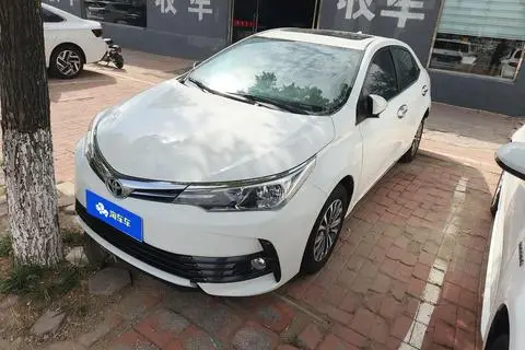 Toyota Corolla 2017 — фото 1