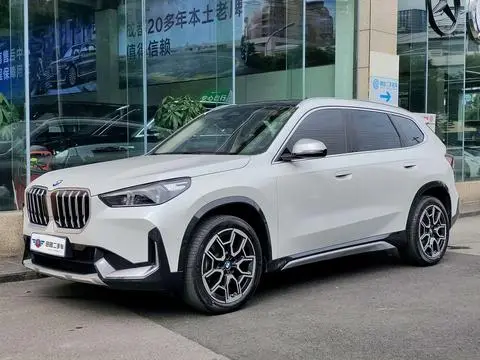 BMW X1 2023 — фото 1